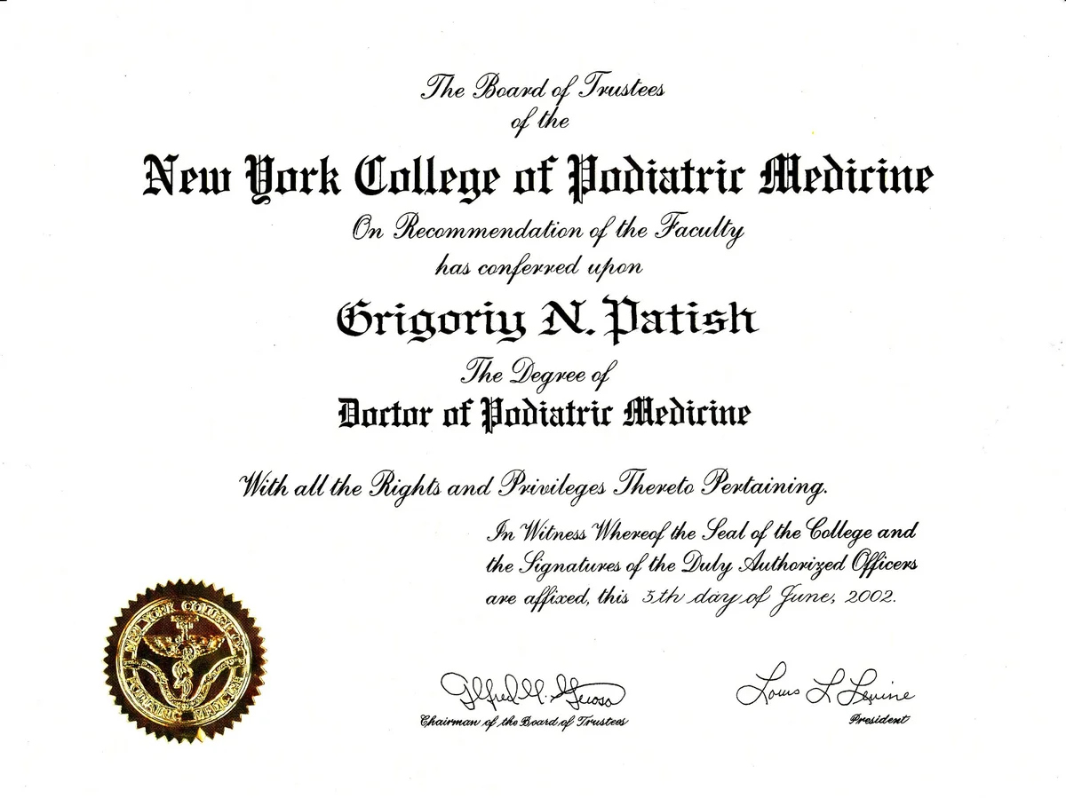 Diploma de Doctor en Medicina Podológica — New York College of Podiatric Medicine, 2002